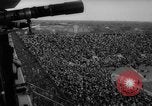 Standbild American Football Match United States USA, 1961, aus Sekunde 8 historischem Filmmaterial Videoclip 65675069259
