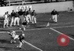 Standbild American Football Match United States USA, 1961, aus Sekunde 35 historischem Filmmaterial Videoclip 65675069259