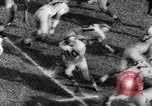 Standbild American Football Match United States USA, 1961, aus Sekunde 57 historischem Filmmaterial Videoclip 65675069259