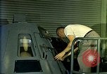 Immagine di John Glenn United States USA, 1962, secondo 37 filmato di repertorio 65675069271
