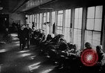 Immagine di Eleanor Roosevelt tours negli Stati Uniti United States USA, 1933, secondo 60 filmato di repertorio 65675069296