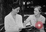 Immagine di Eleanor Roosevelt attività dal 1933 attraverso la seconda guerra mondiale United States USA, 1939, secondo 27 filmato di repertorio 65675069297
