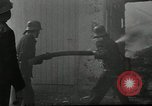 Image  Incendie dans les studios de cinéma de Geiselgasteig Munich Allemagne, 1949, de la seconde 35 séquences d'archives historiques vidéo 65675069316