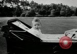 Image Prince Charles Royaume-Uni, 1949, de la seconde 15 séquences d'archives historiques vidéo 65675069317