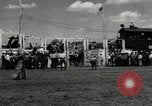 Image Horse Rodeo Calgary Canada, 1949, de la seconde 5 séquences d'archives historiques vidéo 65675069319