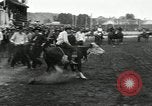Image Horse Rodeo Calgary Canada, 1949, de la seconde 31 séquences d'archives historiques vidéo 65675069319