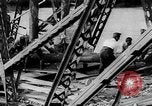 Standbild Deutsche Truppen reparieren Brücke Polen, 1939, aus Sekunde 45 historischem Filmmaterial Videoclip 65675069323