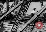Standbild Deutsche Truppen reparieren Brücke Polen, 1939, aus Sekunde 46 historischem Filmmaterial Videoclip 65675069323