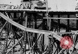 Standbild Deutsche Truppen reparieren Brücke Polen, 1939, aus Sekunde 53 historischem Filmmaterial Videoclip 65675069323