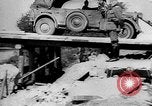 Standbild Deutsche Truppen reparieren Brücke Polen, 1939, aus Sekunde 61 historischem Filmmaterial Videoclip 65675069323