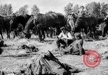 Standbild Vormarsch deutscher Truppen in Polen Polen, 1939, aus Sekunde 59 historischem Filmmaterial Videoclip 65675069324