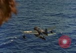 Standbild OS2U Kingfisher katapultiert Pazifik, 1945, aus Sekunde 44 historischem Filmmaterial Videoclip 65675069342