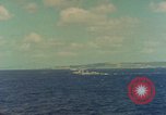 Standbild OS2U Kingfisher katapultiert Pazifik, 1945, aus Sekunde 51 historischem Filmmaterial Videoclip 65675069342