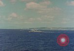 Standbild OS2U Kingfisher katapultiert Pazifik, 1945, aus Sekunde 56 historischem Filmmaterial Videoclip 65675069342