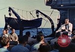Immagine di USS Chester (CA-27) Oceano Pacifico, 1945, secondo 30 filmato di repertorio 65675069344