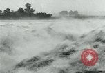 Image crues du Danube l'Europe, 1954, de la seconde 20 séquences d'archives historiques vidéo 65675069354