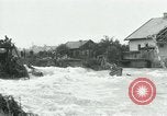 Image crues du Danube l'Europe, 1954, de la seconde 23 séquences d'archives historiques vidéo 65675069354