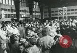 Standbild deutsche Kinder Deutschland, 1954, aus Sekunde 4 historischem Filmmaterial Videoclip 65675069355