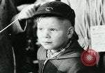 Standbild deutsche Kinder Deutschland, 1954, aus Sekunde 19 historischem Filmmaterial Videoclip 65675069355