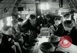Standbild deutsche Kinder Deutschland, 1954, aus Sekunde 37 historischem Filmmaterial Videoclip 65675069355