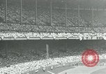 Standbild All Star Baseball match Cleveland Ohio USA, 1954, aus Sekunde 6 historischem Filmmaterial Videoclip 65675069356