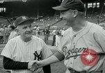 Standbild All Star Baseball match Cleveland Ohio USA, 1954, aus Sekunde 17 historischem Filmmaterial Videoclip 65675069356