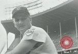 Standbild All Star Baseball match Cleveland Ohio USA, 1954, aus Sekunde 42 historischem Filmmaterial Videoclip 65675069356