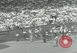 Standbild All Star Baseball match Cleveland Ohio USA, 1954, aus Sekunde 47 historischem Filmmaterial Videoclip 65675069356