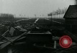Immagine di Mare del Nord alluvione Kortgene Paesi Bassi, 1953, secondo 48 filmato di repertorio 65675069367