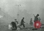 Standbild USA Soldaten von Isigny Frankreich, 1944, aus Sekunde 6 historischem Filmmaterial Videoclip 65675069375