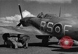 Standbild Royal Air Force 33 Squadron Tunesien Nordafrika, 1942, aus Sekunde 51 historischem Filmmaterial Videoclip 65675069410
