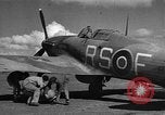 Standbild Royal Air Force 33 Squadron Tunesien Nordafrika, 1942, aus Sekunde 52 historischem Filmmaterial Videoclip 65675069410