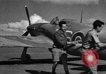 Standbild Royal Air Force 33 Squadron Tunesien Nordafrika, 1942, aus Sekunde 56 historischem Filmmaterial Videoclip 65675069410