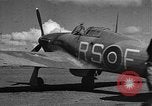 Standbild Royal Air Force 33 Squadron Tunesien Nordafrika, 1942, aus Sekunde 57 historischem Filmmaterial Videoclip 65675069410