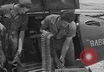 Standbild P-38 Bombardierung Mission Sizilien Italien, 1943, aus Sekunde 20 historischem Filmmaterial Videoclip 65675069418