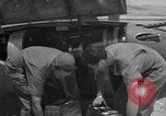 Standbild P-38 Bombardierung Mission Sizilien Italien, 1943, aus Sekunde 28 historischem Filmmaterial Videoclip 65675069418