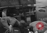 Standbild P-38 Bombardierung Mission Sizilien Italien, 1943, aus Sekunde 30 historischem Filmmaterial Videoclip 65675069418