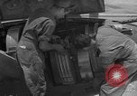 Standbild P-38 Bombardierung Mission Sizilien Italien, 1943, aus Sekunde 39 historischem Filmmaterial Videoclip 65675069418