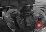Standbild P-38 Bombardierung Mission Sizilien Italien, 1943, aus Sekunde 41 historischem Filmmaterial Videoclip 65675069418