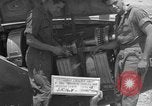 Standbild P-38 Bombardierung Mission Sizilien Italien, 1943, aus Sekunde 44 historischem Filmmaterial Videoclip 65675069418