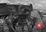 Standbild P-38 Bombardierung Mission Sizilien Italien, 1943, aus Sekunde 52 historischem Filmmaterial Videoclip 65675069418