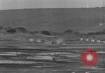 Standbild Strand Hindernisse Vereinigtes Königreich, 1942, aus Sekunde 13 historischem Filmmaterial Videoclip 65675069419