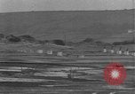 Standbild Strand Hindernisse Vereinigtes Königreich, 1942, aus Sekunde 17 historischem Filmmaterial Videoclip 65675069419