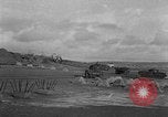 Image d'obstacles sur les plages Royaume-Uni, 1942, de la seconde 7 séquences d'archives historiques vidéo 65675069421