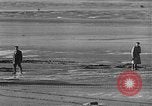 Standbild Strand Hindernisse Vereinigtes Königreich, 1942, aus Sekunde 32 historischem Filmmaterial Videoclip 65675069423