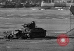 Image d'obstacles sur les plages Royaume-Uni, 1942, de la seconde 34 séquences d'archives historiques vidéo 65675069424