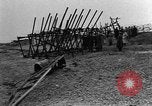 Standbild Strand Hindernisse Vereinigtes Königreich, 1942, aus Sekunde 56 historischem Filmmaterial Videoclip 65675069425