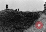 Standbild Strand Hindernisse Vereinigtes Königreich, 1942, aus Sekunde 12 historischem Filmmaterial Videoclip 65675069426