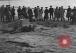 Image d'obstacles sur les plages Royaume-Uni, 1942, de la seconde 9 séquences d'archives historiques vidéo 65675069427