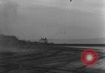 Immagine di Ostacoli di spiaggia Regno Unito, 1942, secondo 26 filmato di repertorio 65675069428